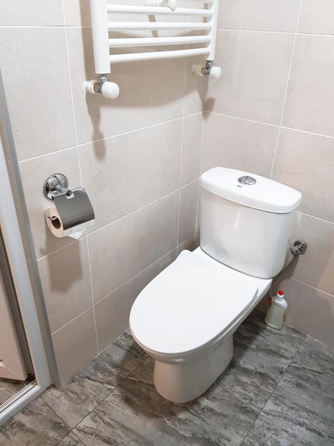 Hotel Домик У Куры Tbilisi Esterno foto
