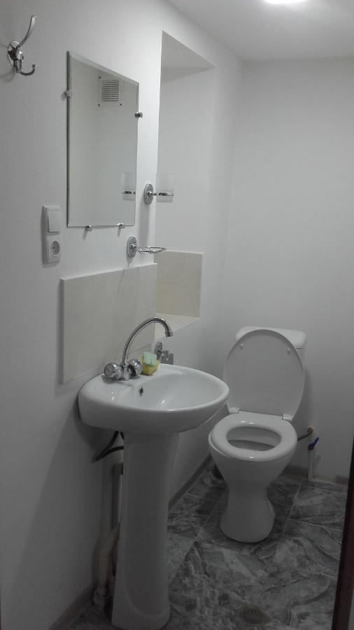 Hotel Домик У Куры Tbilisi Esterno foto