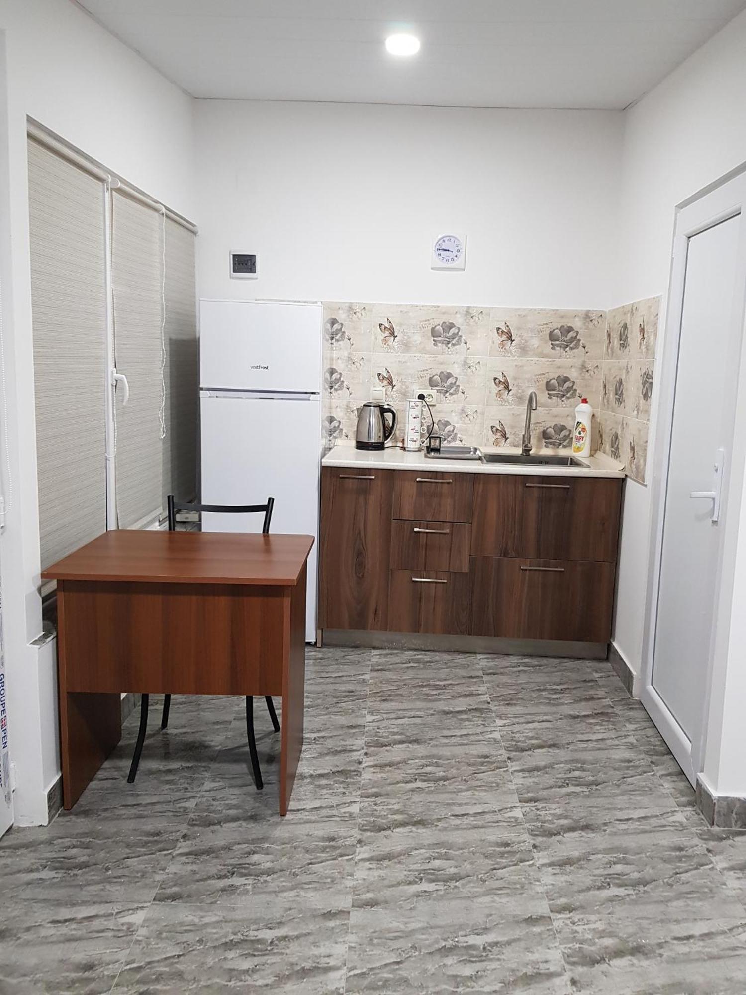Hotel Домик У Куры Tbilisi Esterno foto